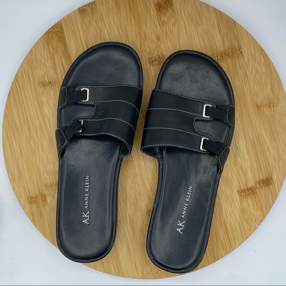 Ann Klein || Black Leather Upper Sandal; Comfort Style; Size 7 1/2M